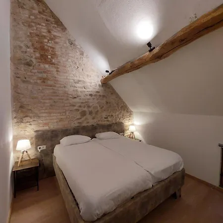 Charassat Guest house